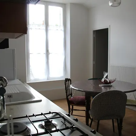 Spacieux Au Pied Du Chateau Апартаменты Сомюр