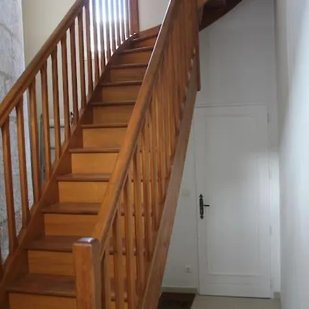 Apartment Spacieux Au Pied Du Chateau