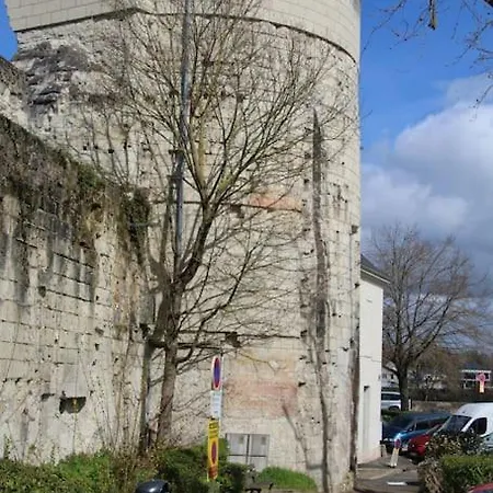 Spacieux Au Pied Du Chateau Сомюр