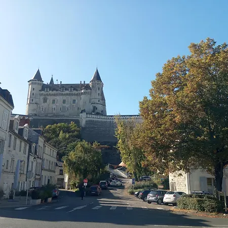 شقة Spacieux Au Pied Du Chateau