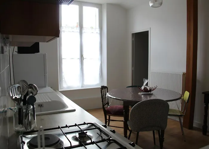 Spacieux Au Pied Du Chateau Apartamento Saumur