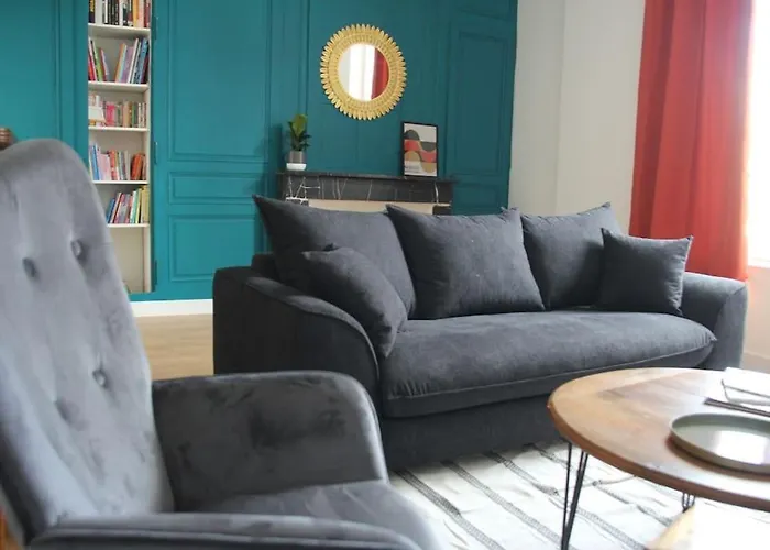 Spacieux Au Pied Du Chateau Apartamento